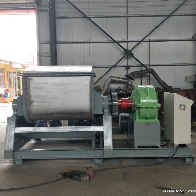 1000升液压翻缸捏合机